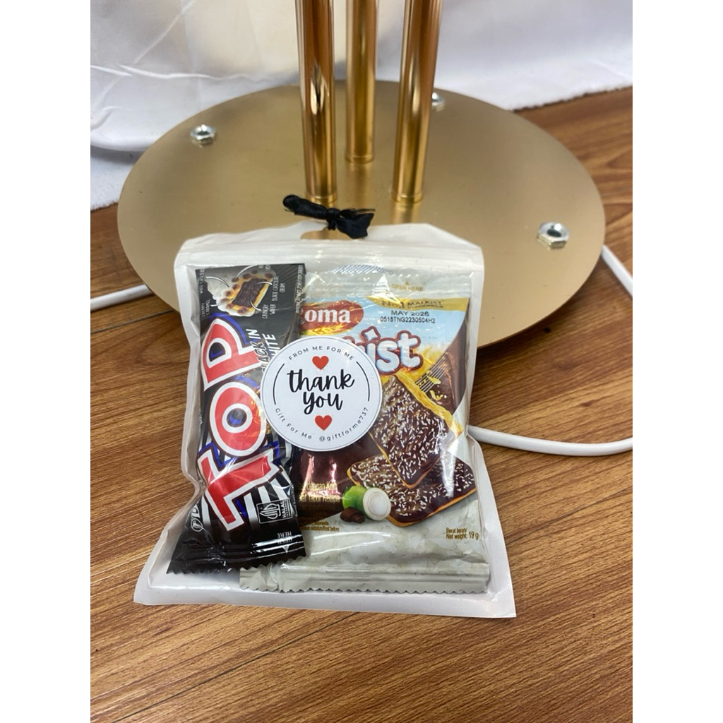 

Mini Gift Snack Warna 3 Ribuan