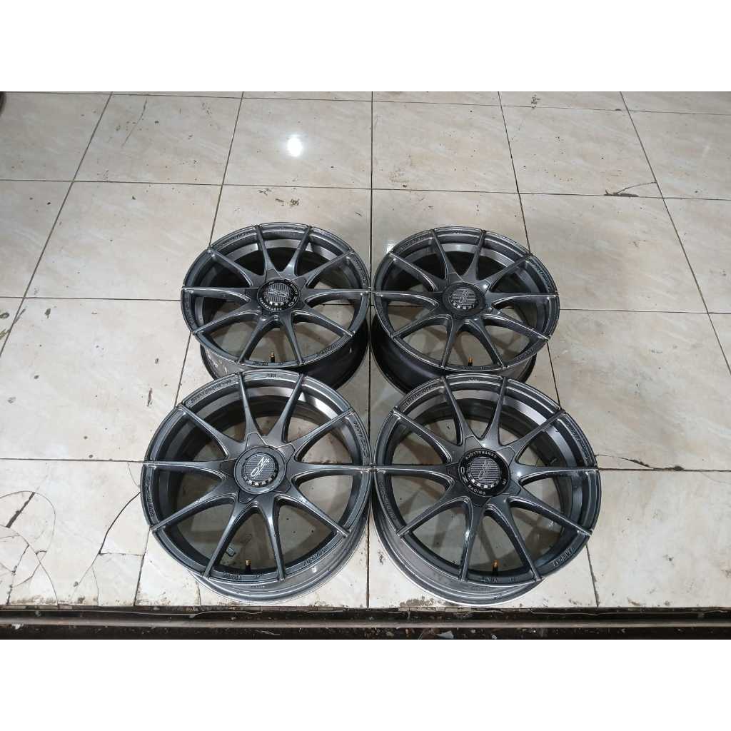 Velg Mobil Second OZ RACING R17 Untuk Innova Crv Hrv Rush Terios Ertiga Luxio Grand Max X-over