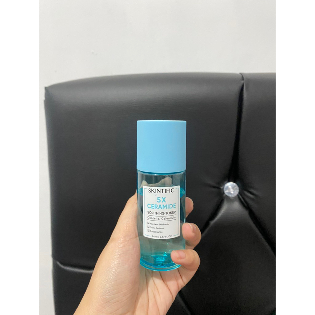 Toner Skintific biru