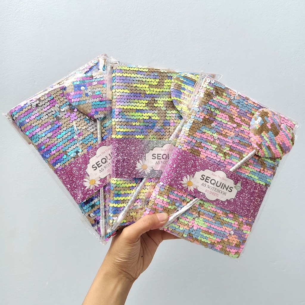 

BLINK BOOK Notebook A5 Sequin Glitter FREE Pen - Catatan Stylish dengan Cover Berpayet Warna-warni