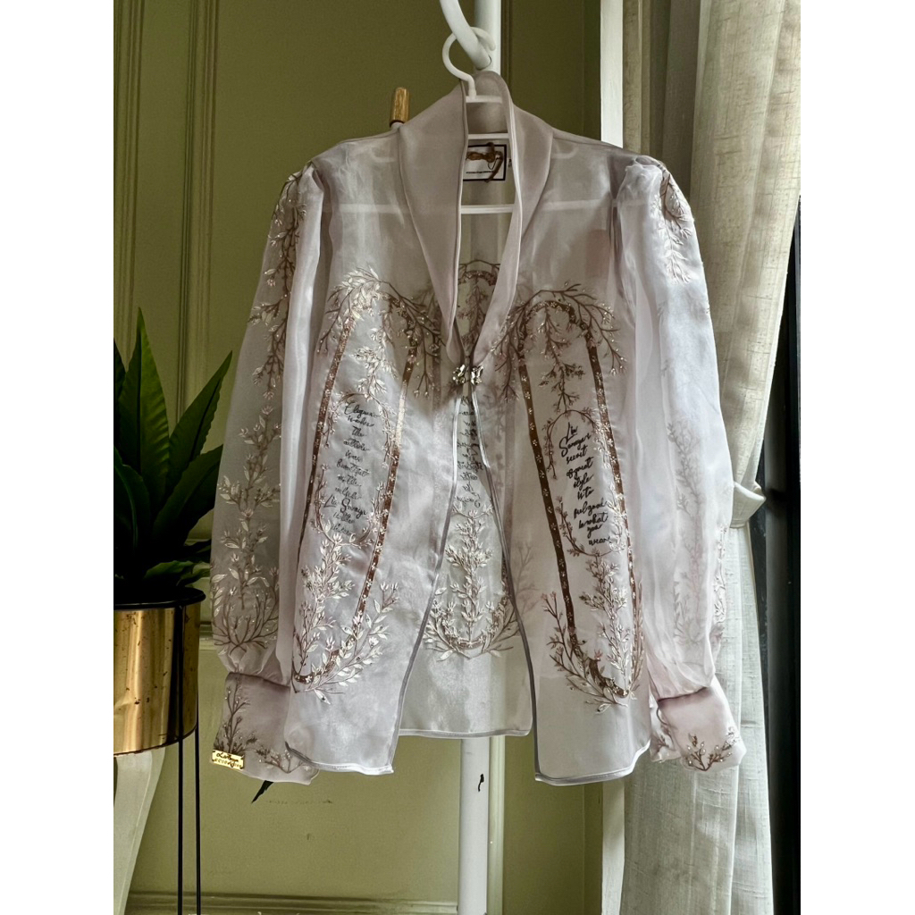 Top Agacia Lia Soraya