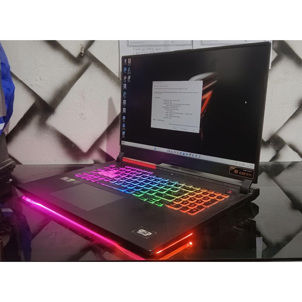 Laptop Asus ROG Strix G713QC