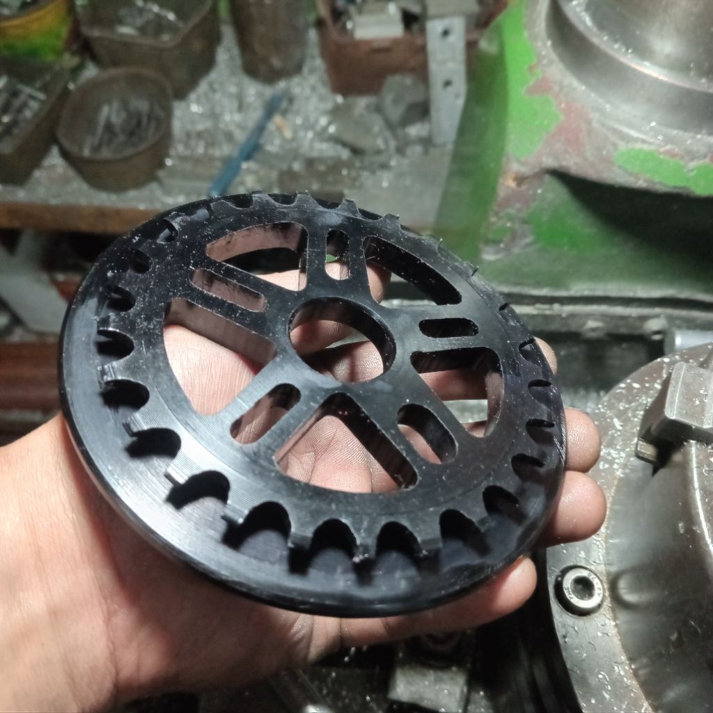 sprocketguard 25T warna anodize hitam