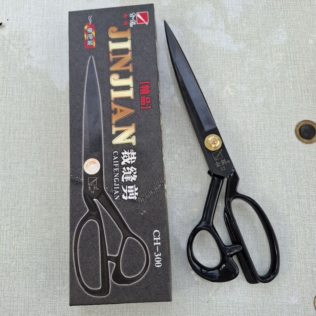 

Gunting Tailor 12" inch ( JINJIAN )