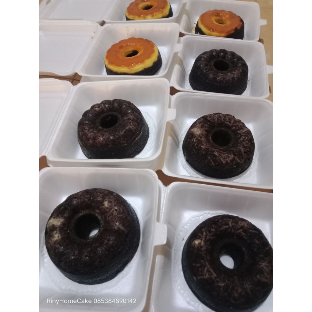 

BOLU KETAN HITAM KEJU LUMER