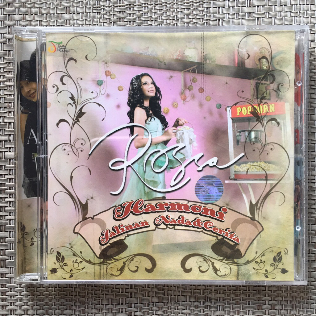 CD Rossa - Harmoni Jalinan Nada & Cerita