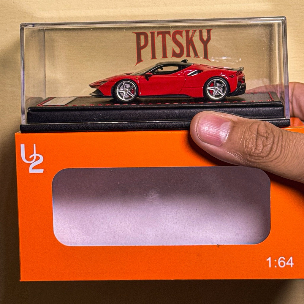 U2 SF90 Stradale Coupe Red (Resin) 1/64