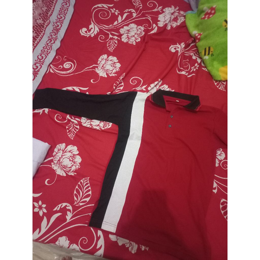 PRELOVED KAOS OLAHRAGA