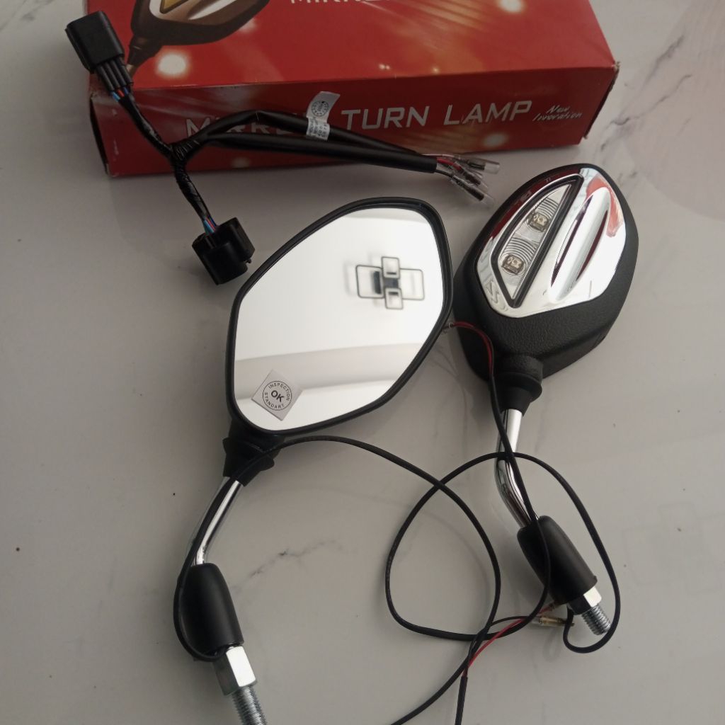 SPION HONDA VARIO / BEAT / STYLO LED MIRROR TURN LAMP ORIGINAL PART PNP