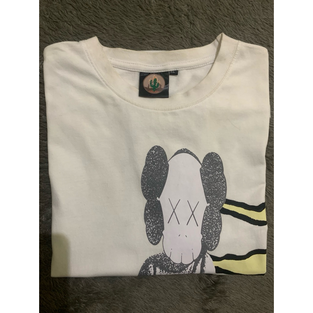 Kaos travis Scott Cactus Jack X Kaws