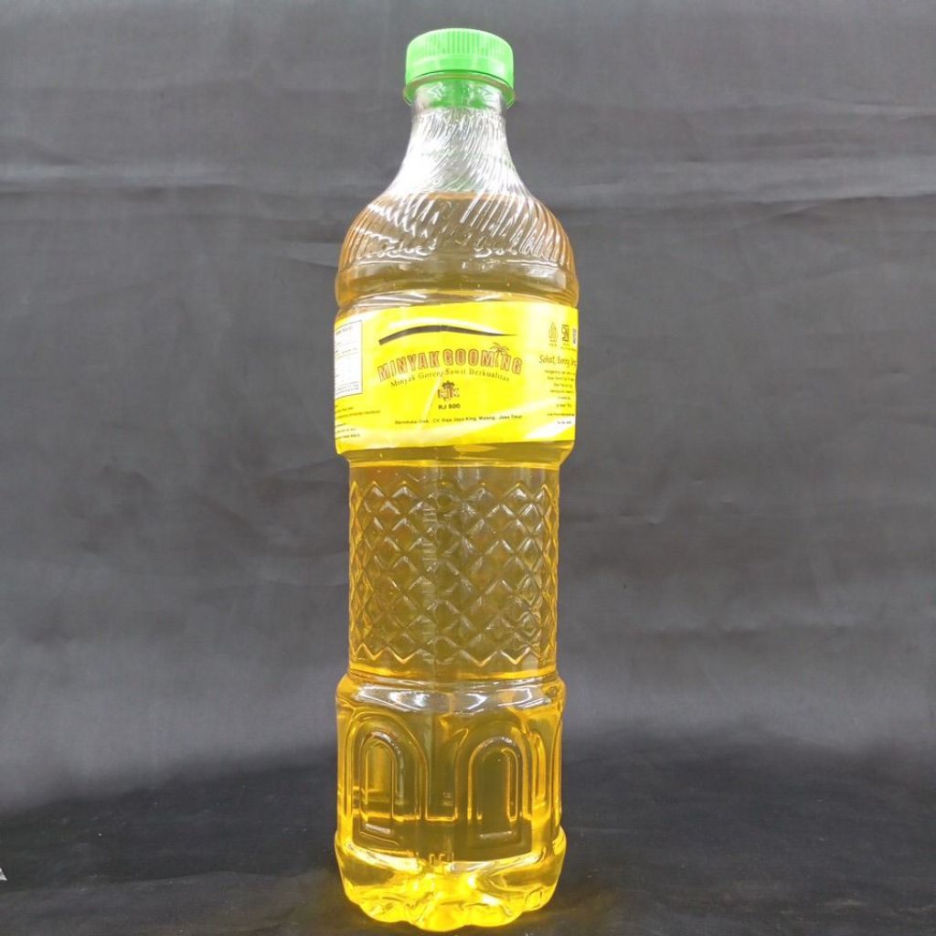 

Minyak goreng gooming kemasan botol 1L