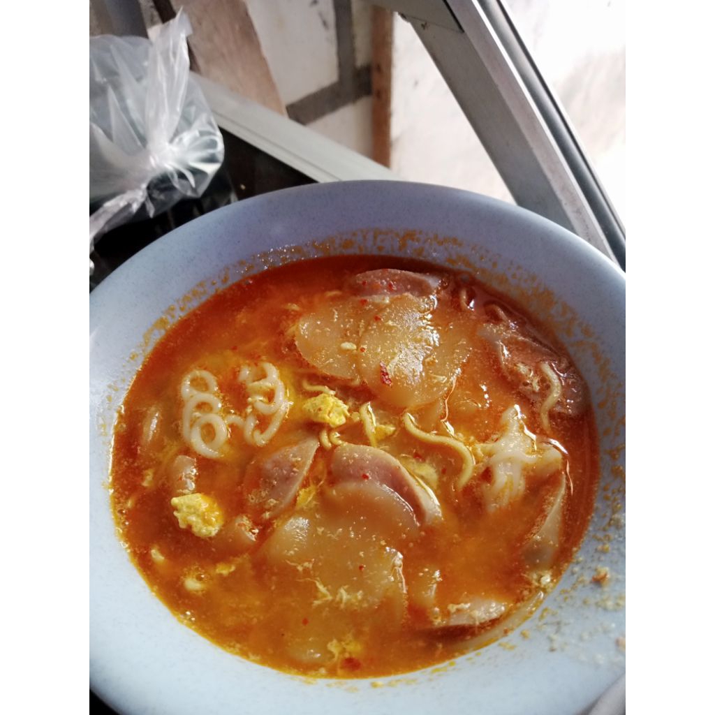 

Seblak aci Frozen (free bawang goreng)