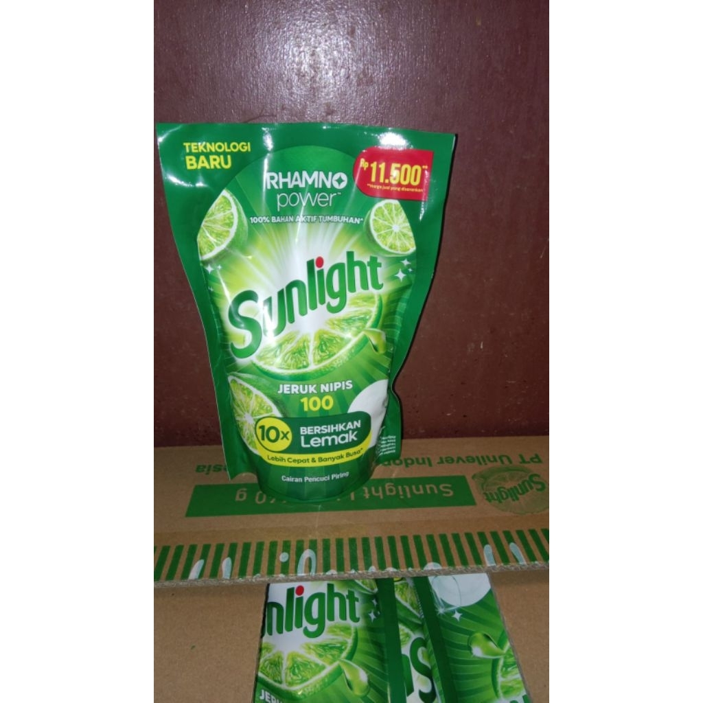 Sunlight Cuci Piring 680ML