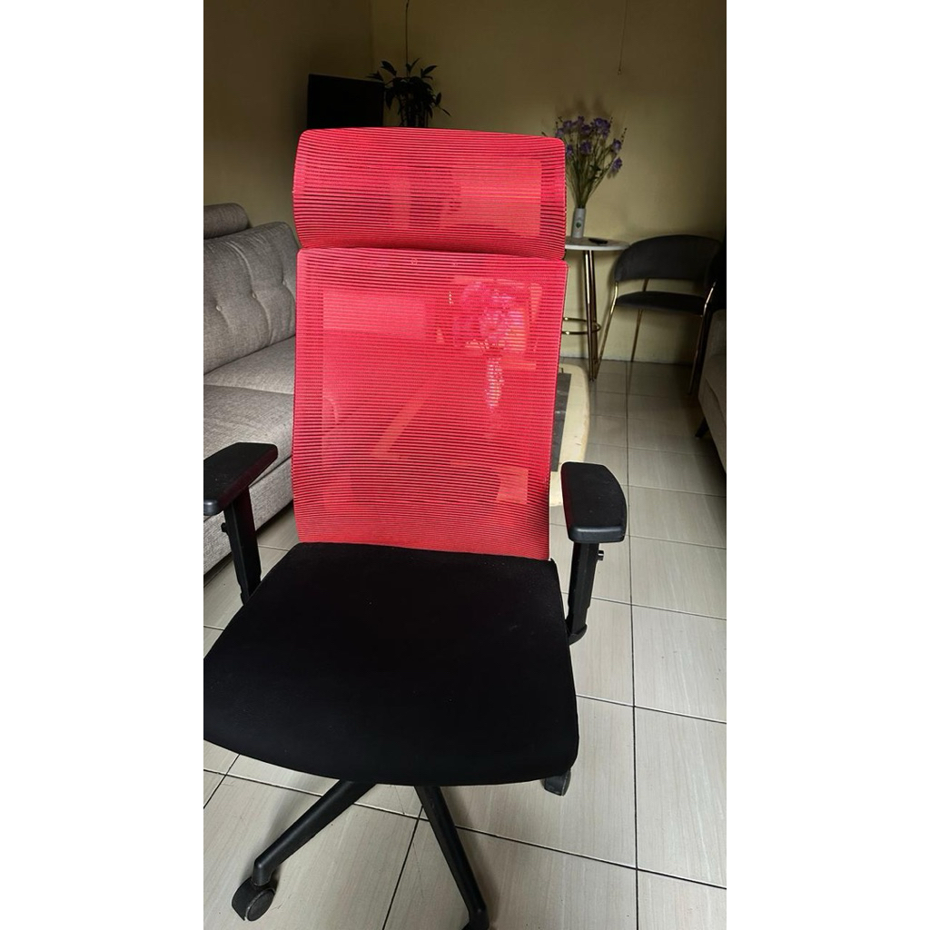 preloved kursi kantor