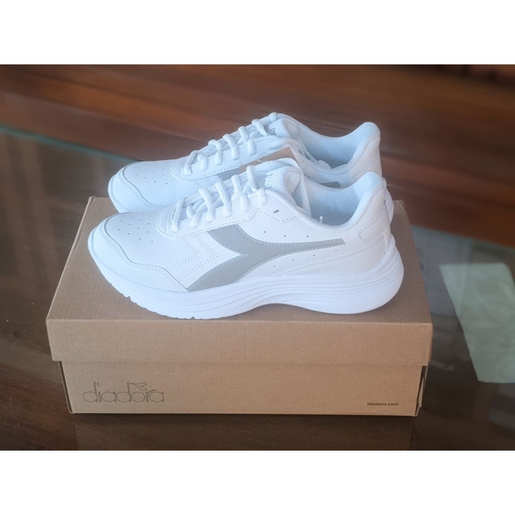 SEPATU RUNNING DIADORA eagle SL 8 size 37