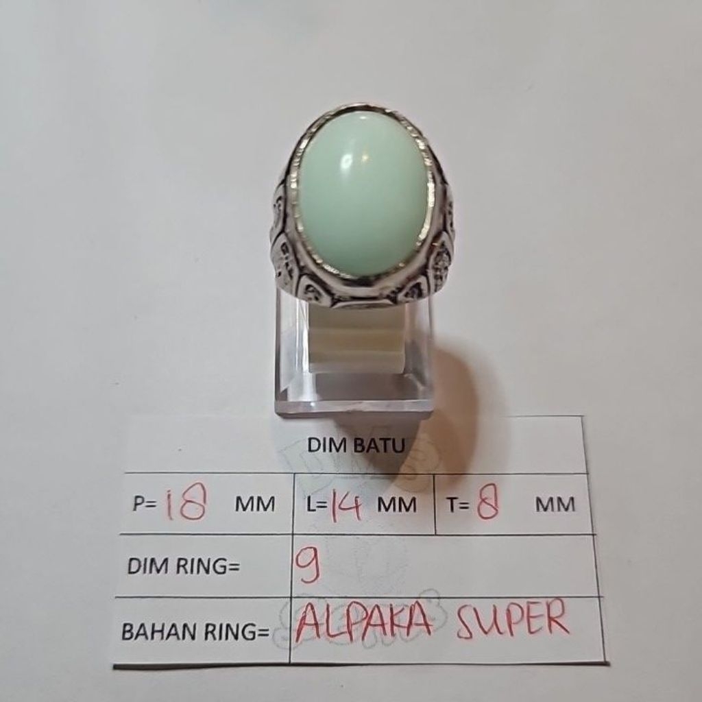 Cincin Batu Fosfor Glow in the Dark warna biru nyalanya