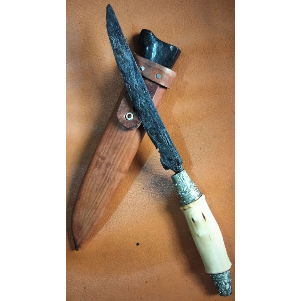 keris sepuh pusaka cundrik est kabudhan singosari pamor kebak tersedia keris sengkelat udan mas sabu