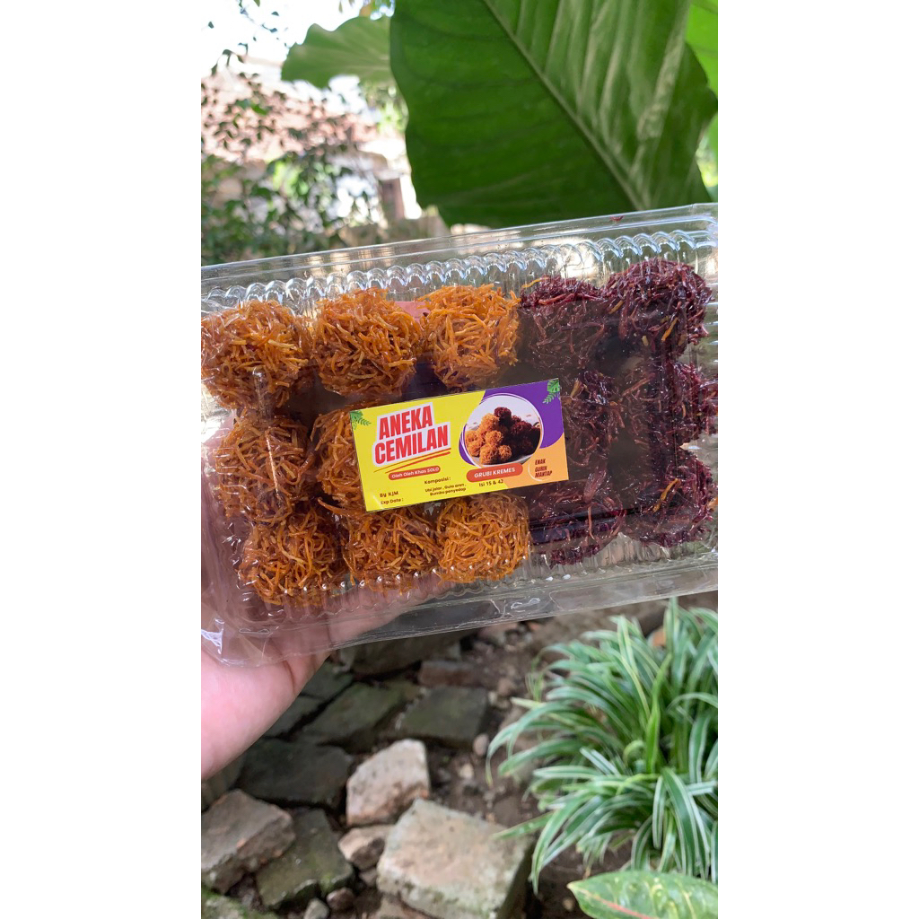 

Grubi kremes/Walangan Ubi madu jalar khas solo Isi 15