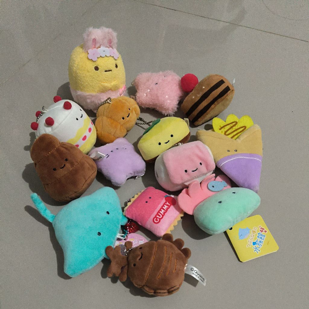 trinkets Yell qualia gantungan kunci ganci