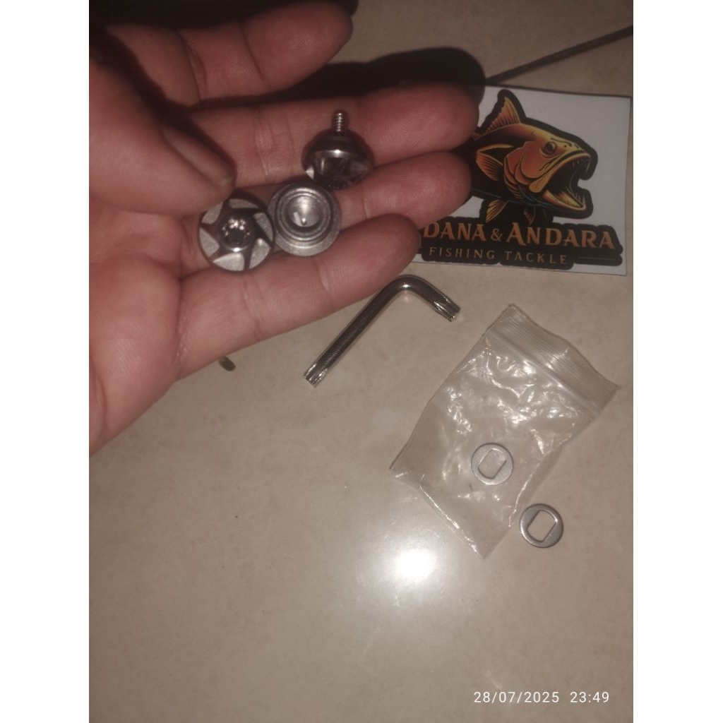 nut/baut gomexus untuk rell BC daiwa dan abugarcia