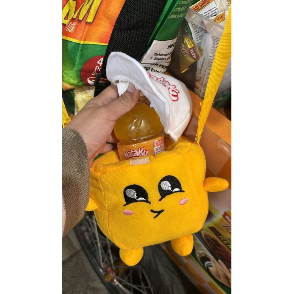 

NATAKU WONG COCO FREE TAS BONEKA GEMOY