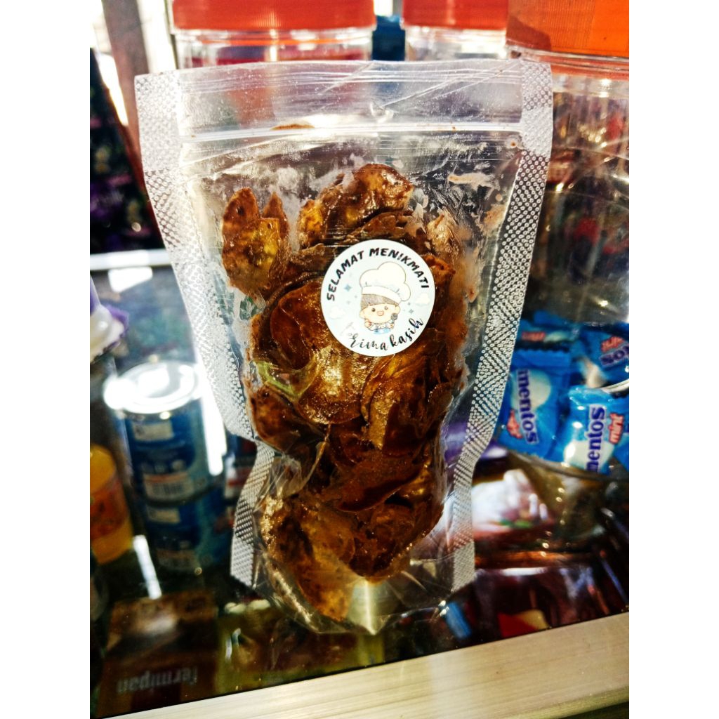 

keripik pisang cokelat lumer 2k/bks satu pack isi 15 bks