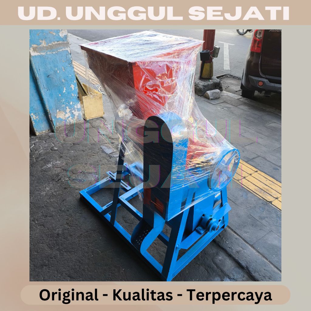 Kupas Kulit Kopi Kering. Huller.