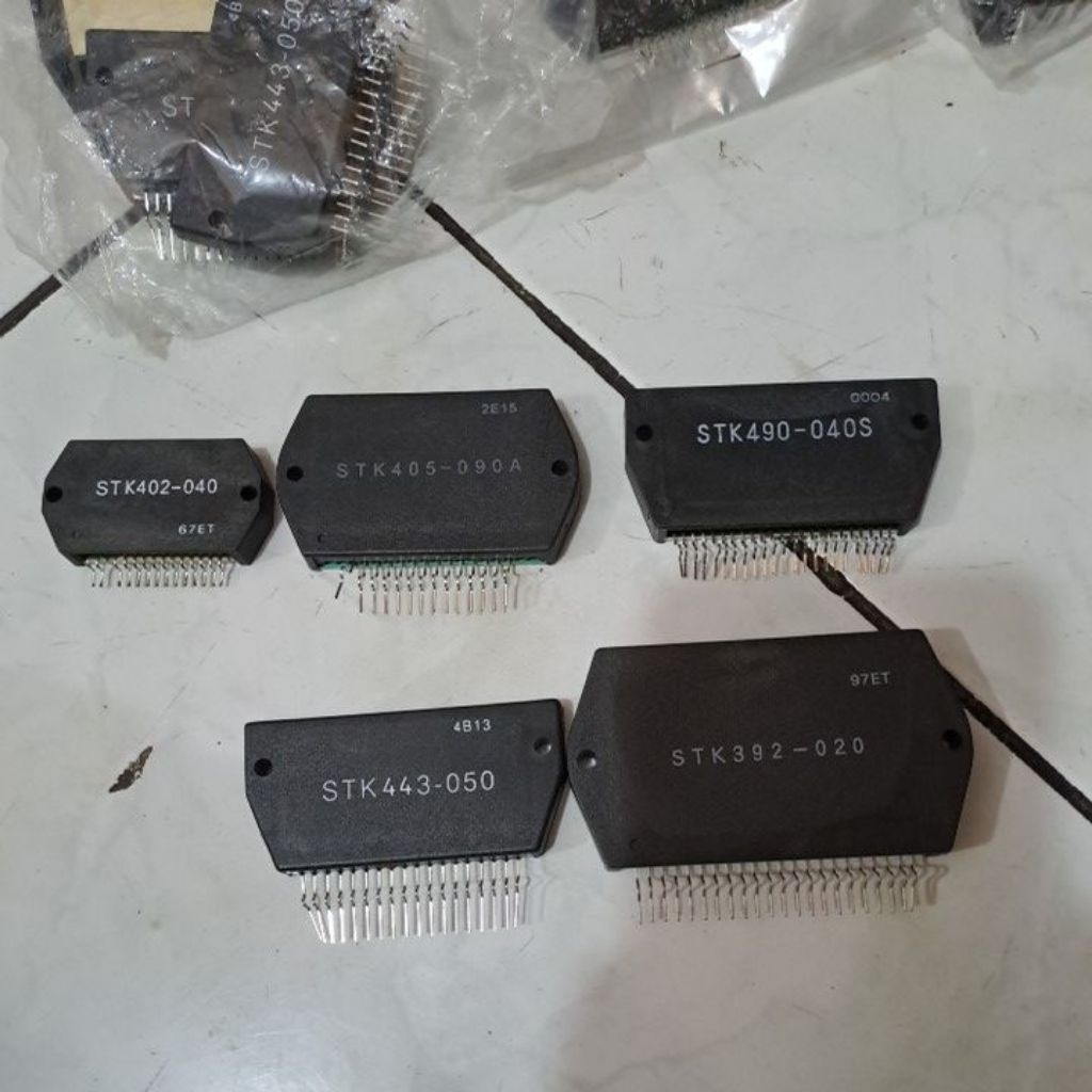 STK 402-020/STK 405-090A/ STK 490-040S/STK 443-050/ STK 392-020