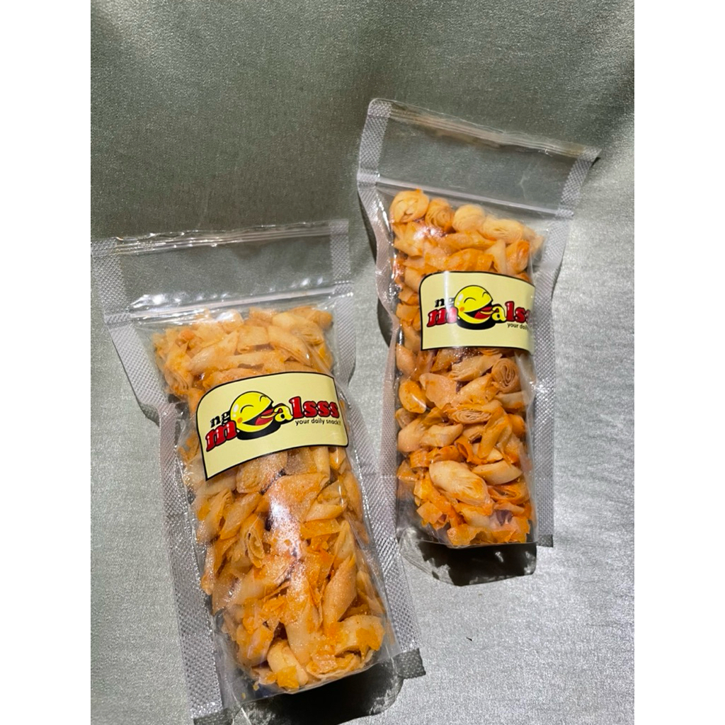 

KERIPIK KULPING (Kulit Lumpia Kering)