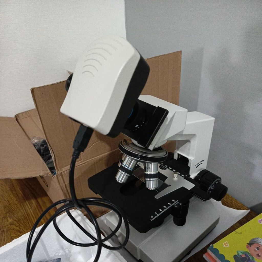 Mikroskop + Kamera