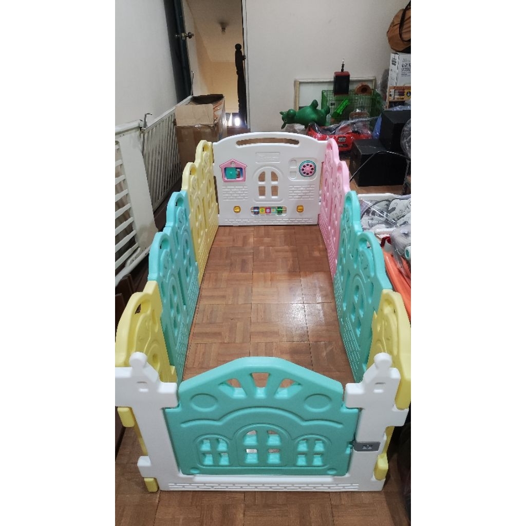 Parklon Fence Castle mixcolor 10 + 2 (Preloved)