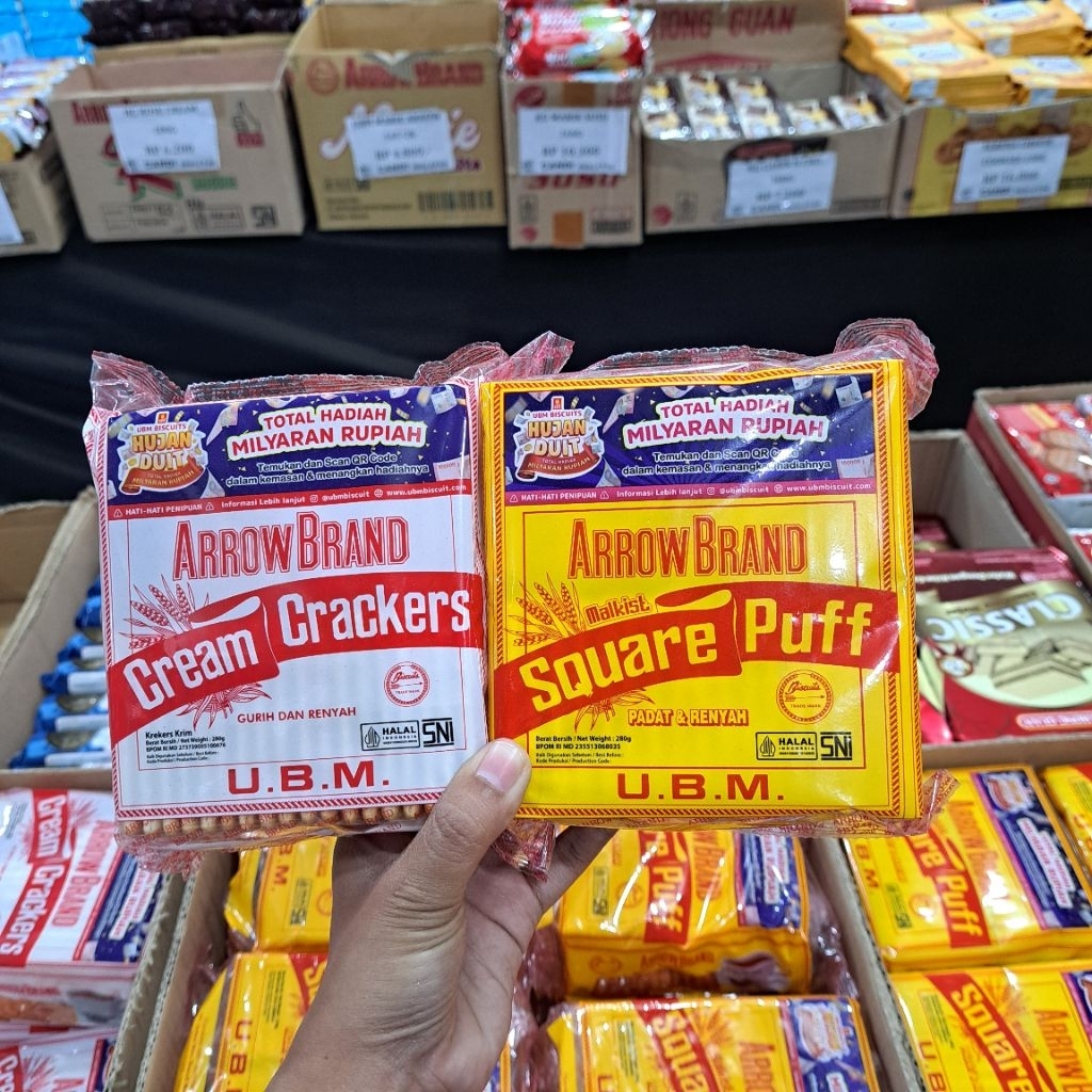 

3pcs Arrow Brand Square Puff | Cream Crackers 280gr