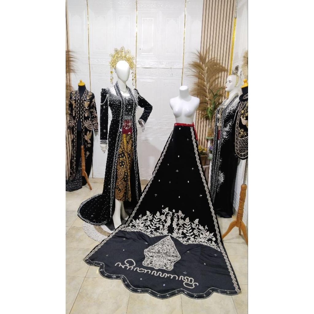 GAUN PENGANTIN SLIM BELUDRU MEWAH BEREKOR JUMBO//GAUN ADAT JAWA//SOLO