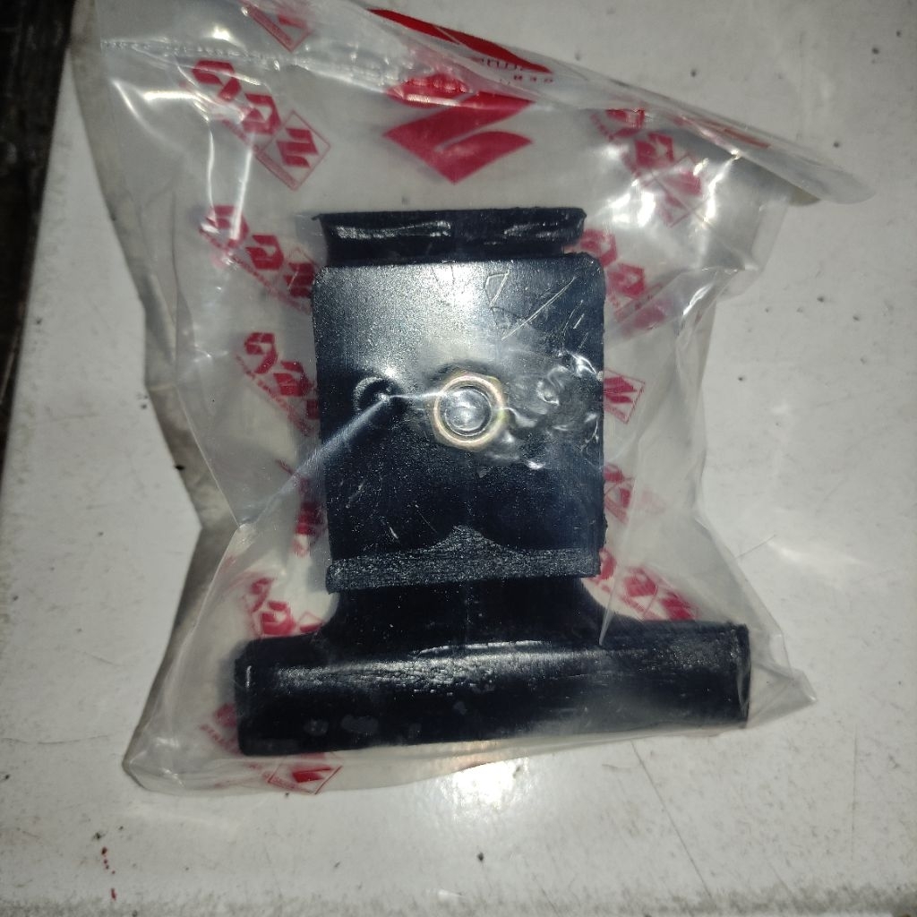 TRANS MOUNTING - ST100, CARRY EXTRA, CARRY 1.0 SGP