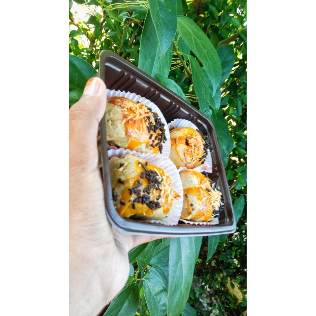 

Bolen Pisang kue bolen roti Bolen pisang lumer roti pisang roti lumer bolen pisang lumer