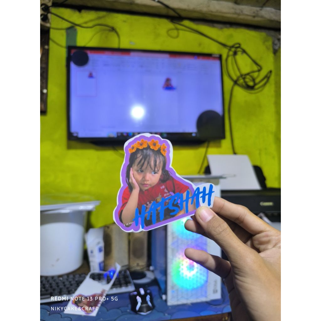 

stiker costum waterfroof