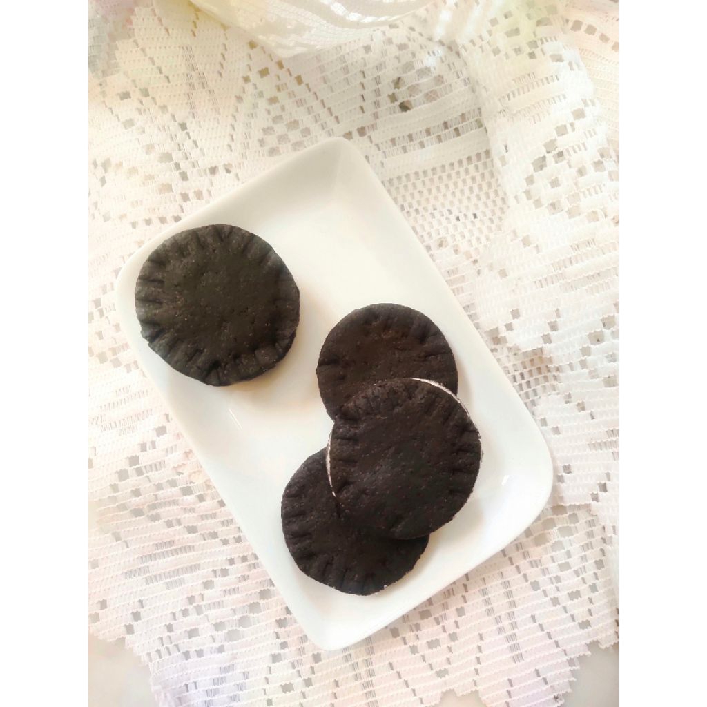 

Gluten Free Biskuit Hitam - GF Copycat Snacks