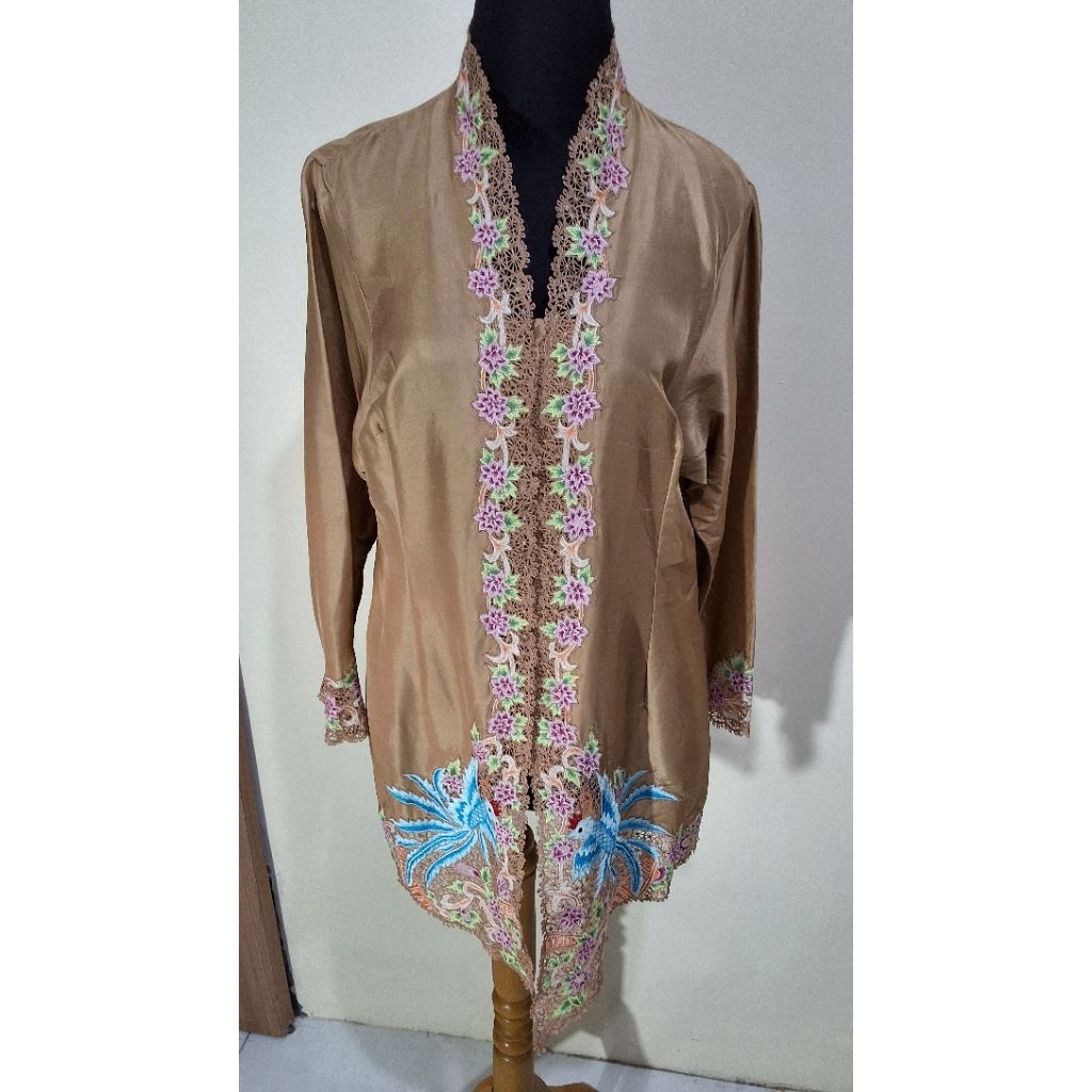Kebaya Krancang/Kebaya Encim/Kebaya Bordir/Kebaya Encim Panjang/Kebaya Panjang/Kebaya Peranakan/Keba