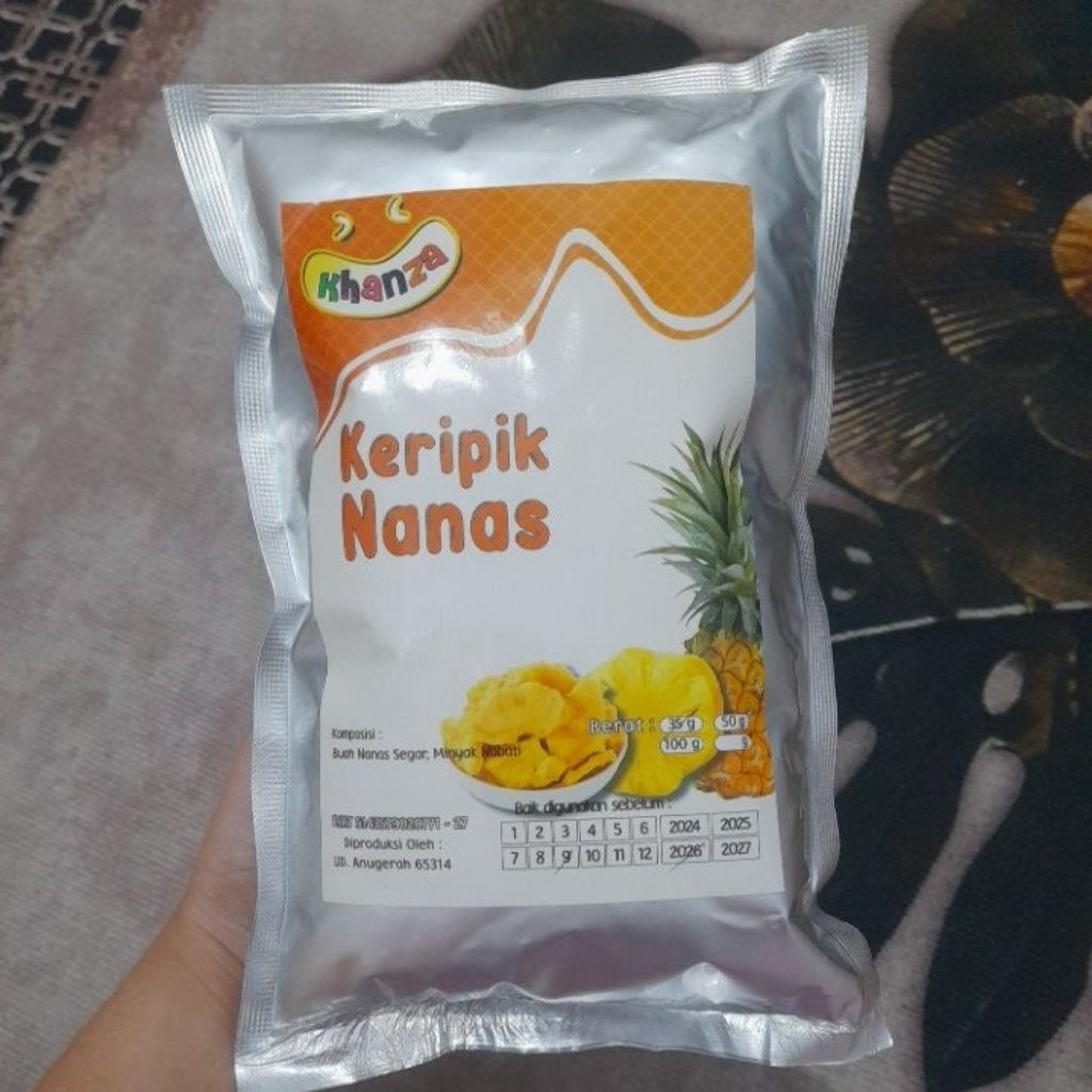 

Keripik buah nanas