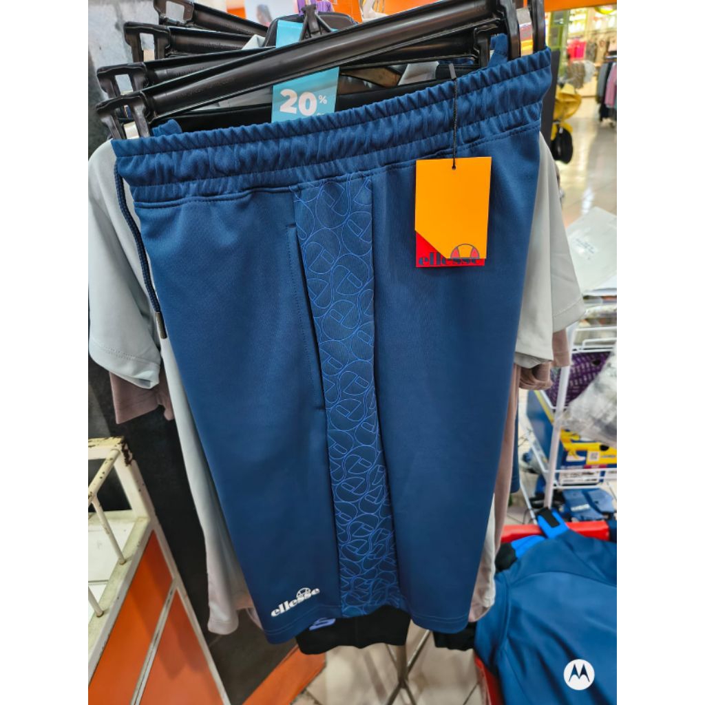 celana pendek ellese navy men size M