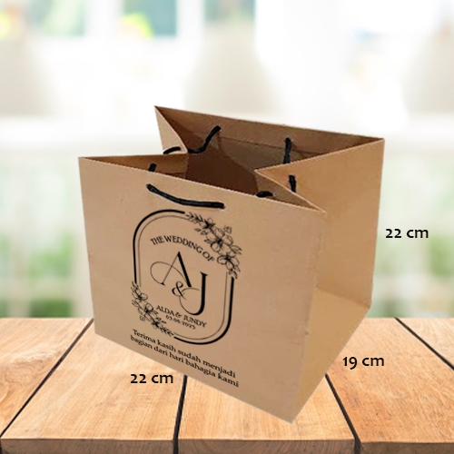 

Paperbag R8 Kotak Nasi /paperbag coklat 25x22x27/ Paperbag Polos Coklat Bento / Paperbag Coklat / Tas Kertas / Paperbag Sablon Custom
