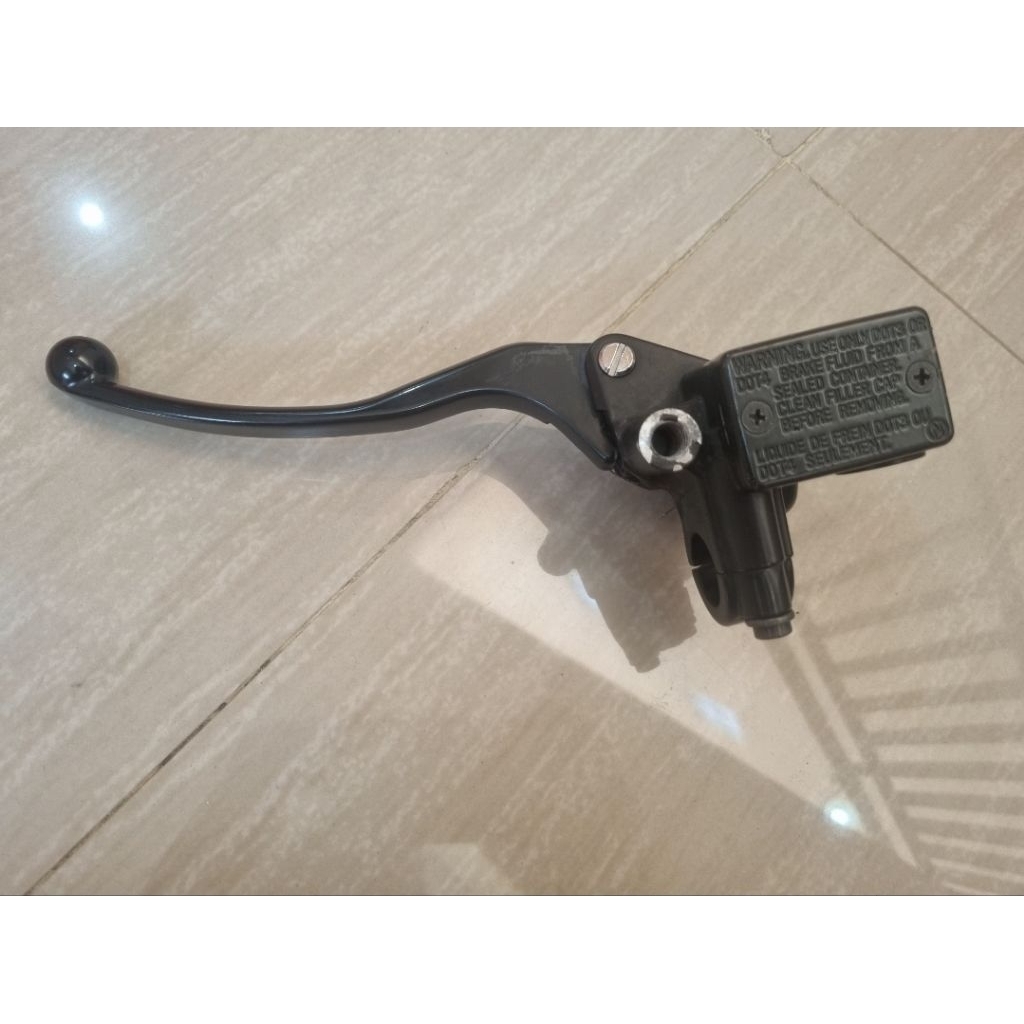 Master rem depan kiri Honda ADV/PCX 150/160 ori AHM NISSIN (Copotan)
