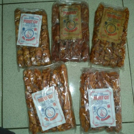

PIKSET Makanan Ringan Aneka Macam Keripik Kripik Setan Pedas Manis Gurih