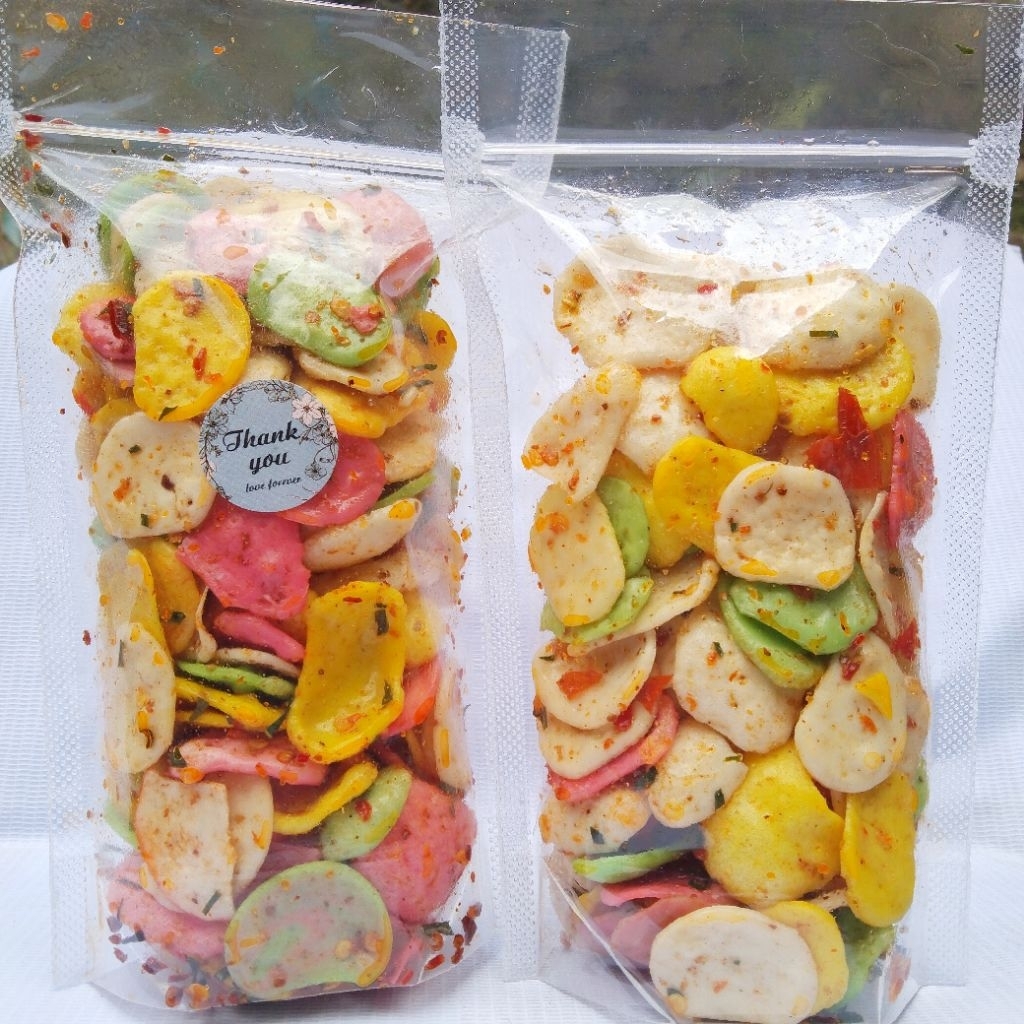 

KERUPUK BAWANG DAUN JERUK/ASIN GURIH/PEDAS/100GR/250GR ENAK GURIH PEDAS