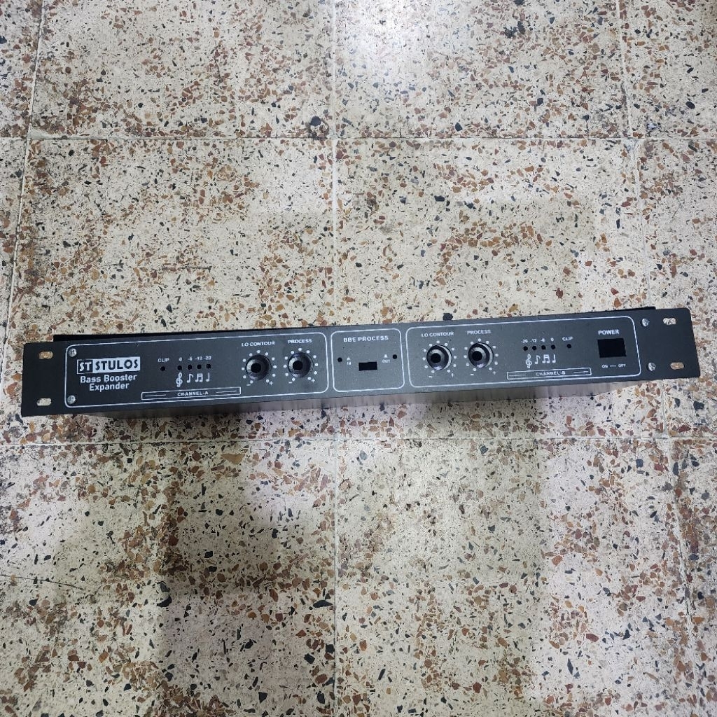 Box Bass Booster Expander Stulos