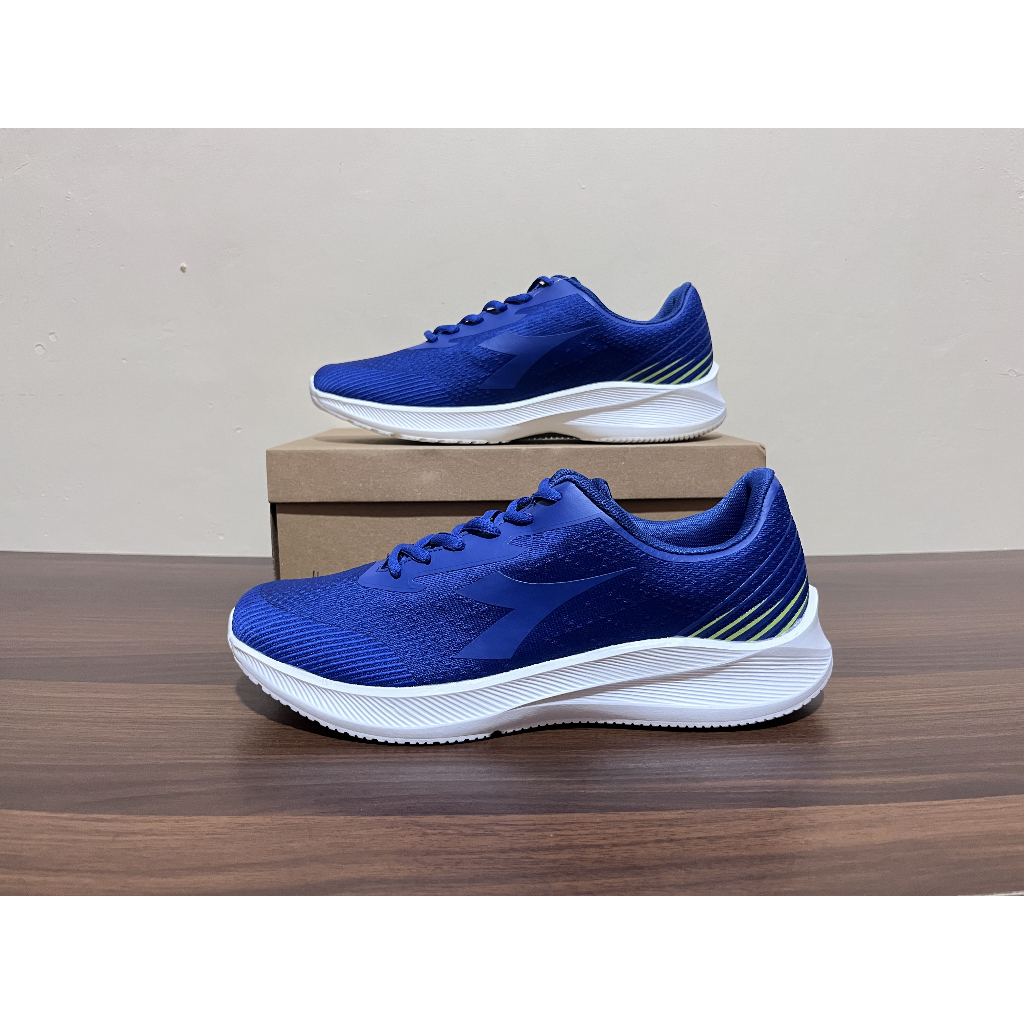 Sepatu sekolah olahraga casual pria Diadora Hermione Navy Biru Original