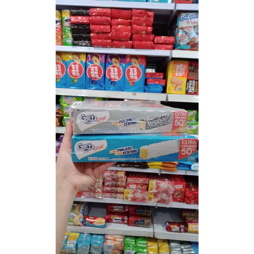 

Gery Saluut Wafer Tabur Kelapa Box Isi 12 pcs