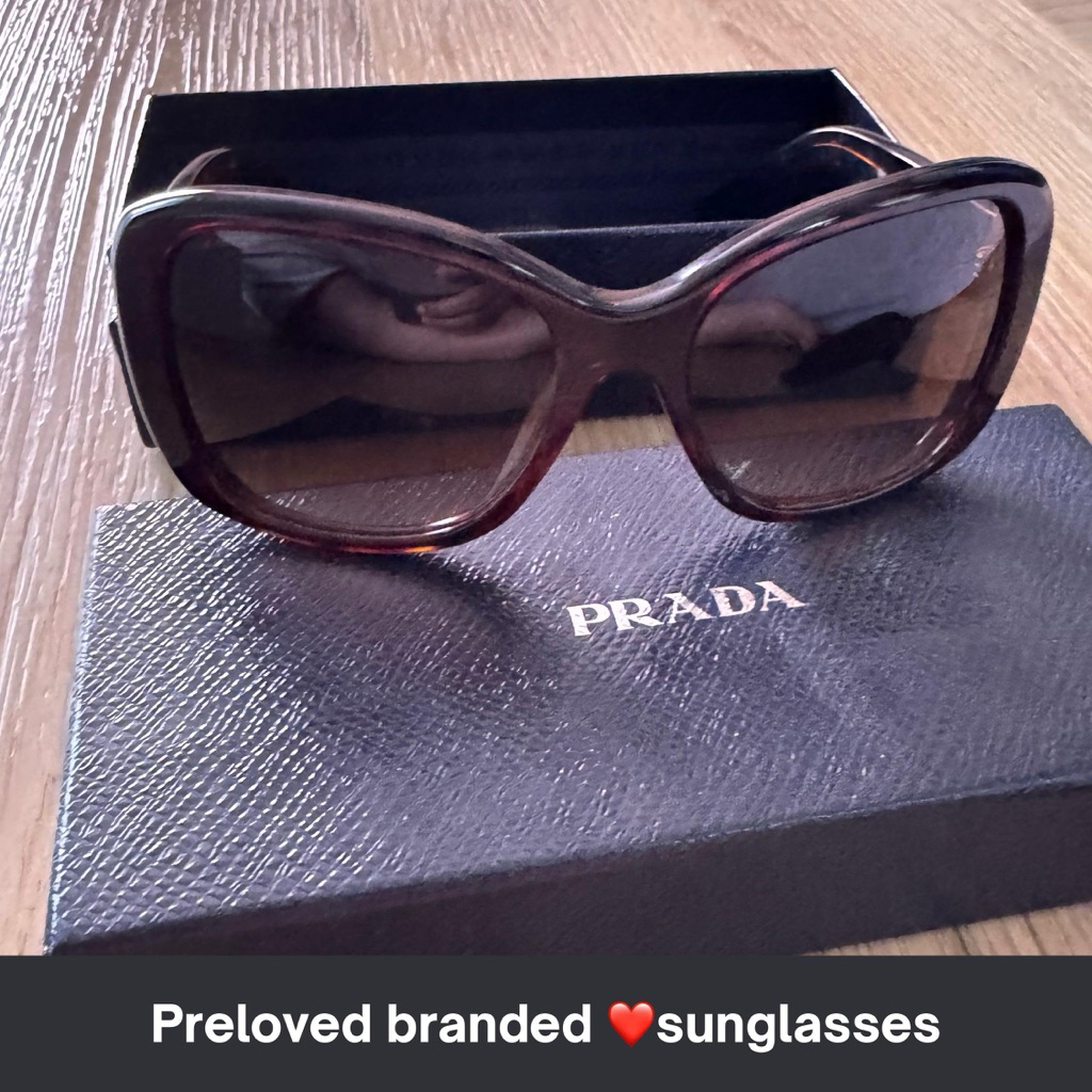 Peloved Kacamata PRADA Sunglasses