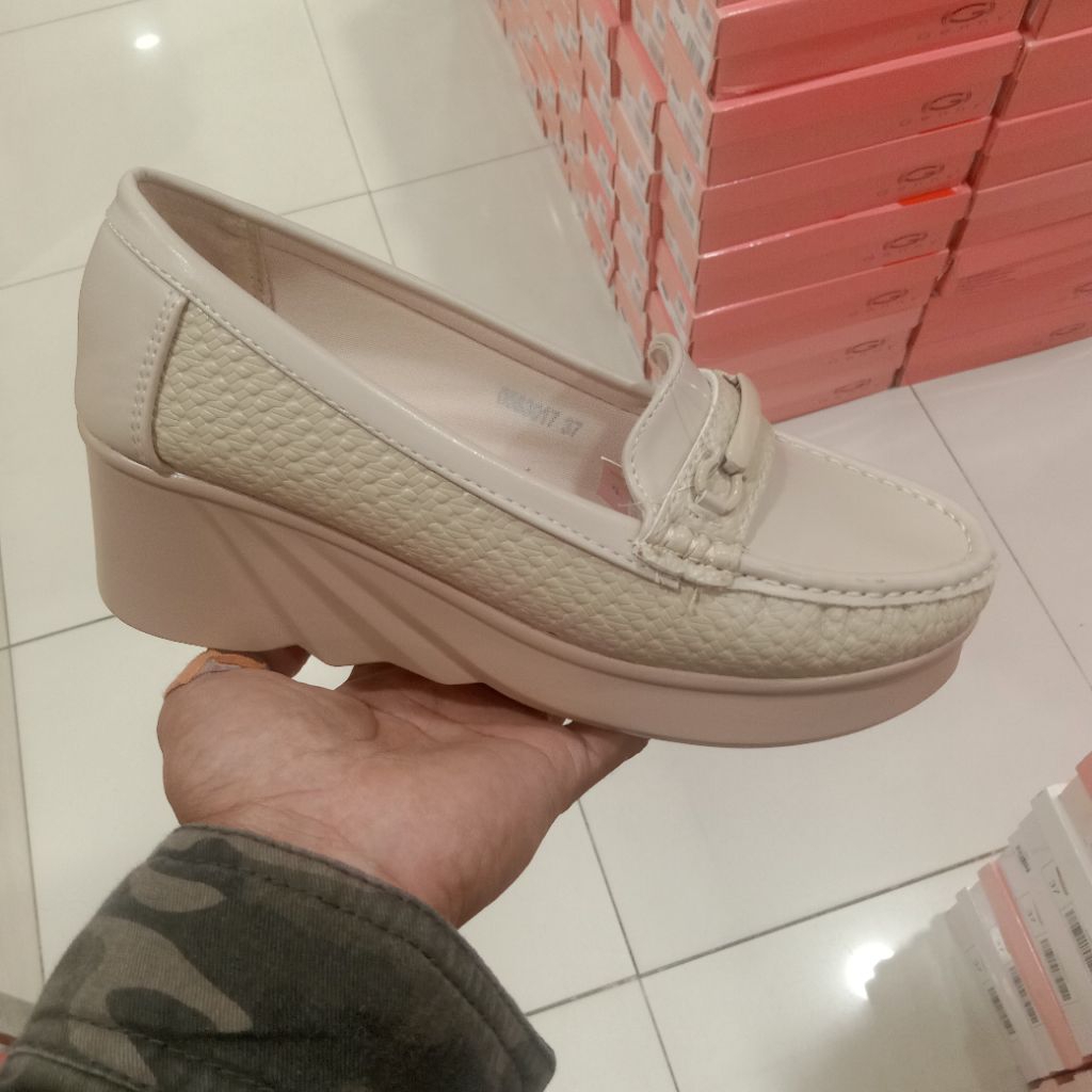 GENNY SEPATU WEDGES WANITA CASUAL ORIGINAL