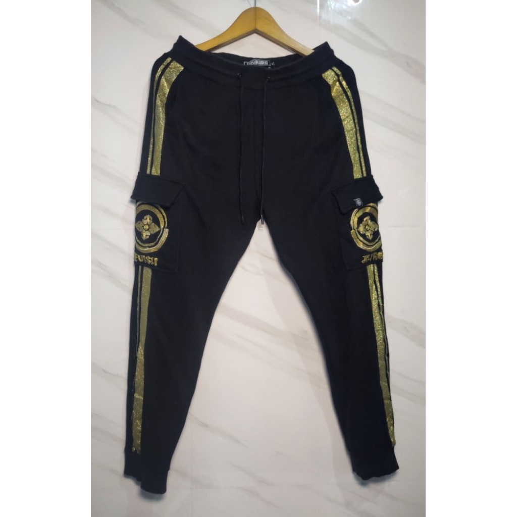 jogger cargo evisu kuro